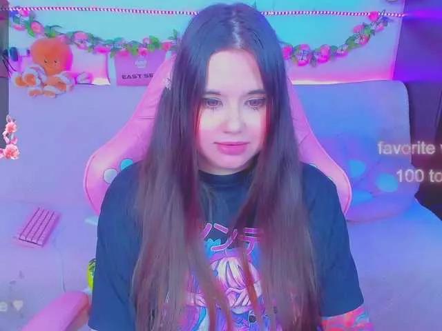 LittleKitsune on BongaCams 