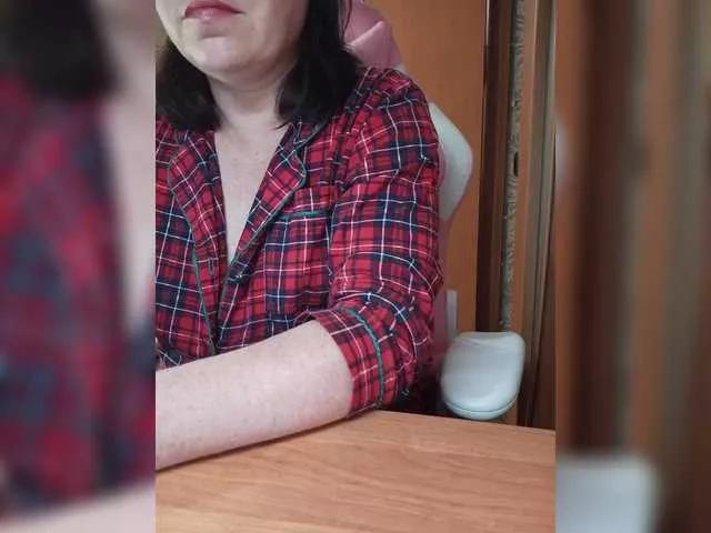 Lola18111 on BongaCams 