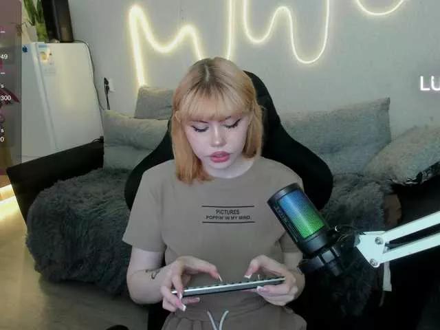 lolabunyyyy on BongaCams 