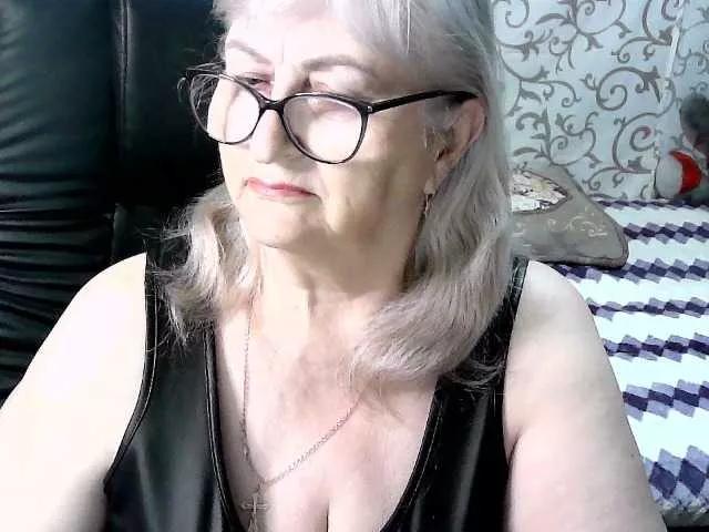 LolkaAlyss on BongaCams 