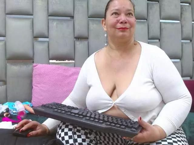 Loly47 on BongaCams 