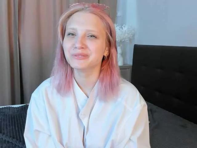 LunetteFame on BongaCams