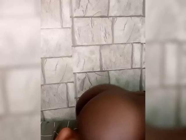 Lushiefllayahh on BongaCams