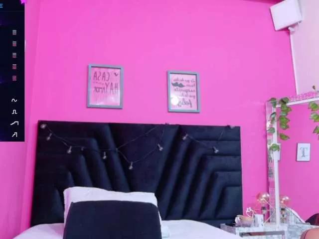 mamaneedsfun on BongaCams 