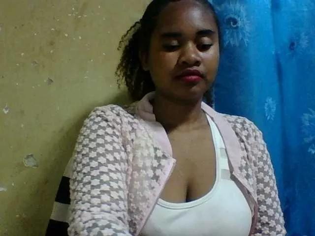 Offline Marie121 on BongaCams
