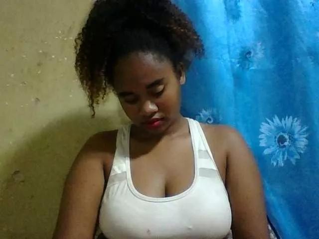 Offline Marie121 on BongaCams
