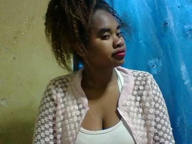 Offline Marie121 on BongaCams