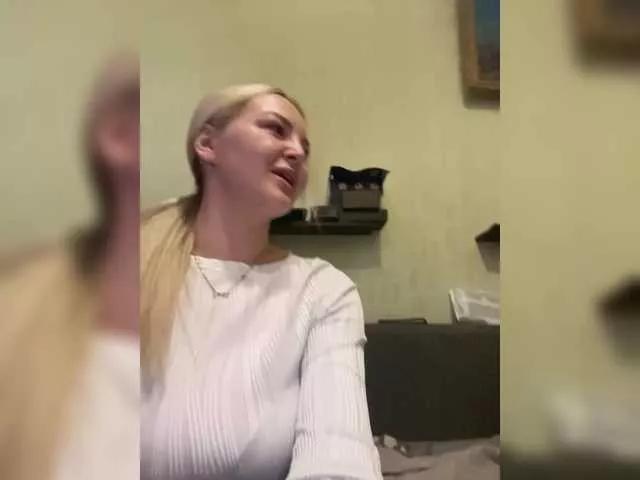 Marysik on BongaCams