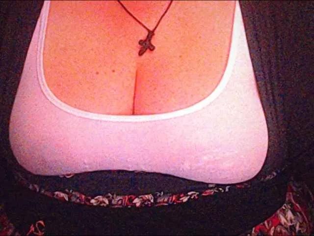 mayalove4u on BongaCams 