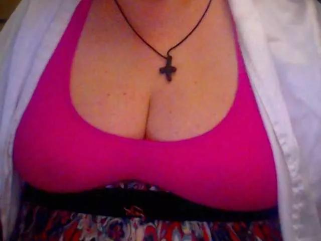 mayalove4u on BongaCams 