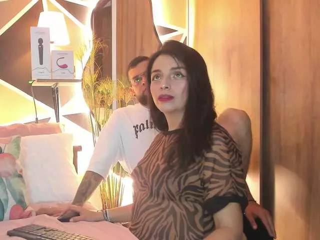 Offline MaylinandNick on BongaCams