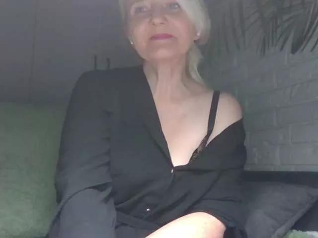 Mellica on BongaCams 