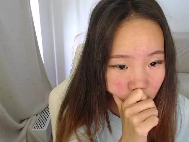 Offline Mellobal on BongaCams