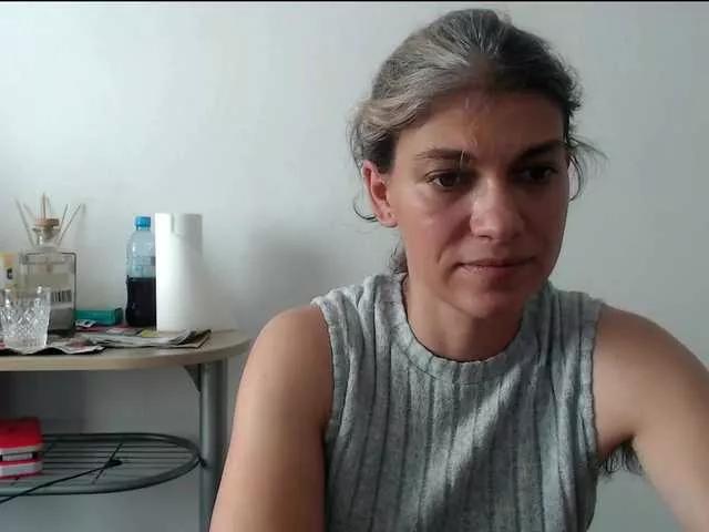 MercyLoves on BongaCams