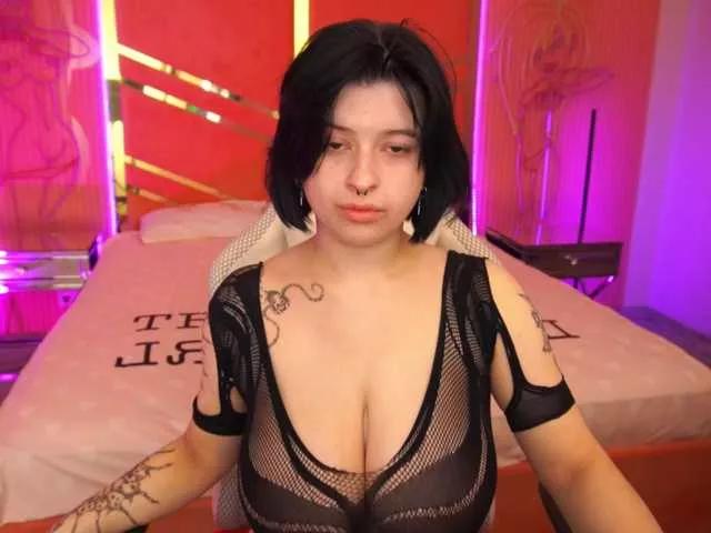 MikiiKiwi on BongaCams 