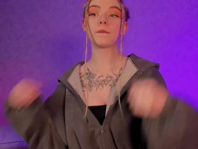 millaeyes on BongaCams 