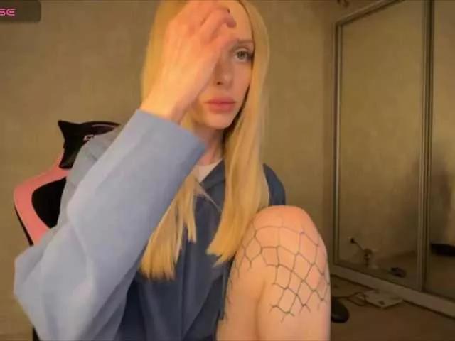 Mini-Tiny on BongaCams 