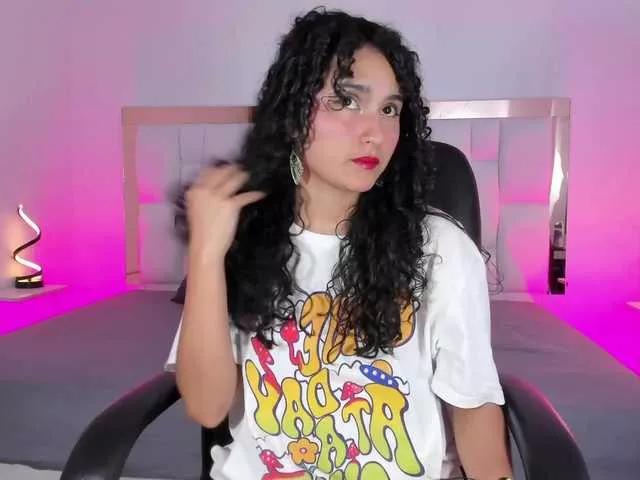 Molly-sweetlove on BongaCams