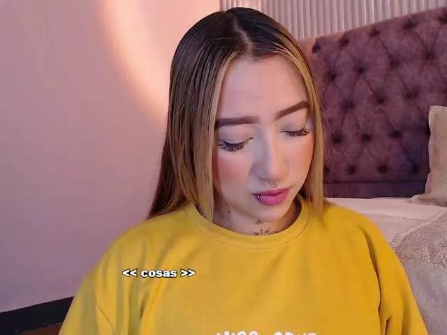 MollyyCruz on BongaCams 