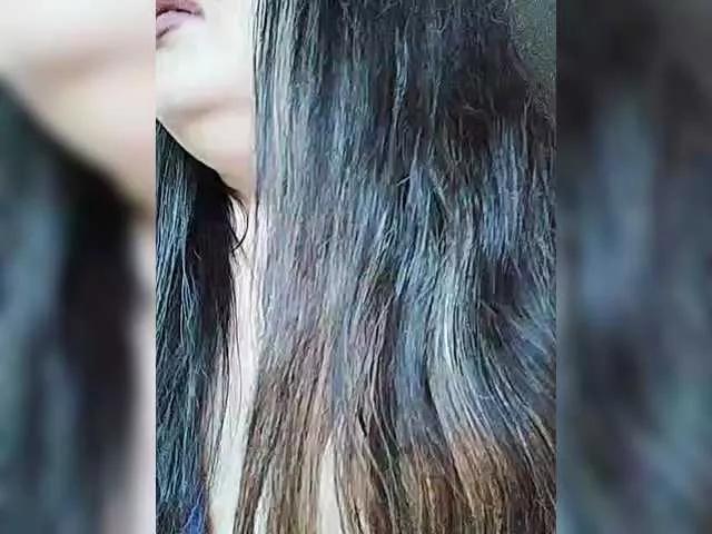 Monica- on BongaCams