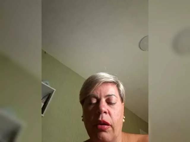 murr-kitty on BongaCams