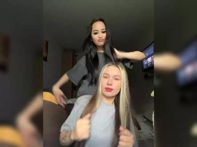 MyyyFacts on BongaCams 