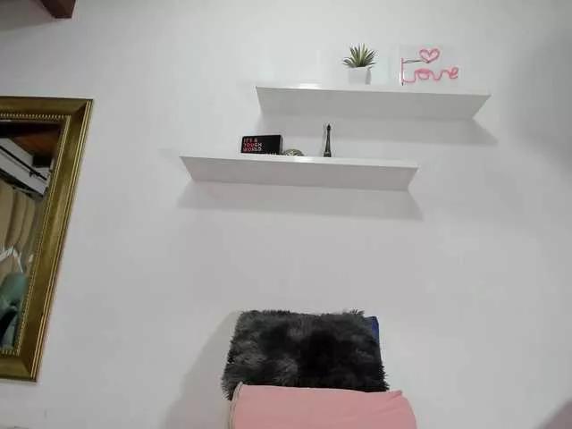 naia-blesed on BongaCams 