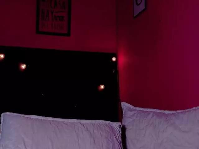naturaltiits on BongaCams