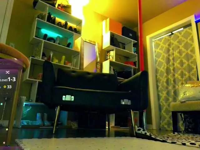 NikkiGlazer on BongaCams 