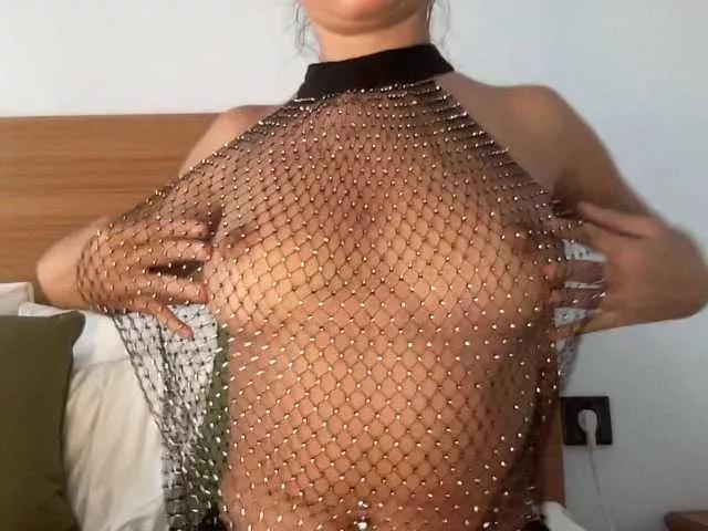 NovaBlackxx on BongaCams