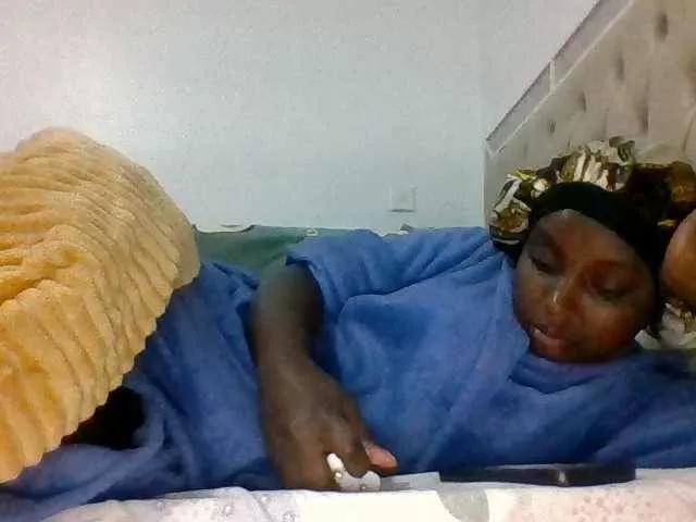 Nyomi224 on BongaCams
