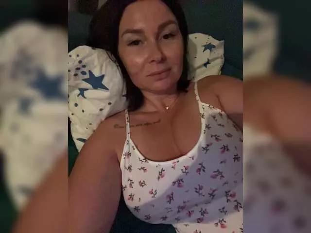Olli2431 on BongaCams 