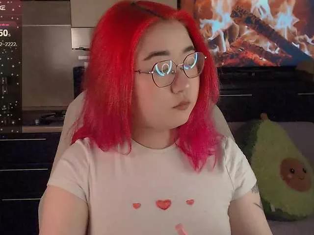 Peach-girl on BongaCams