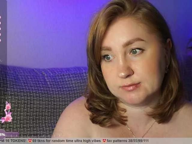 Offline PusssyJuicy on BongaCams