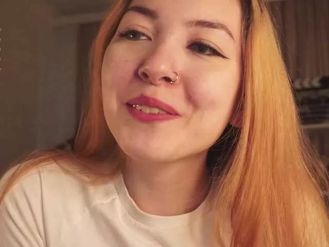 Pussy-Pikmi on BongaCams 