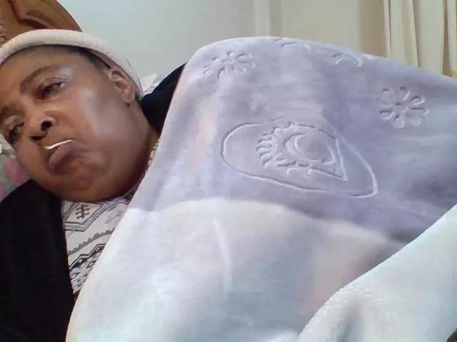 pussylips53 on BongaCams 
