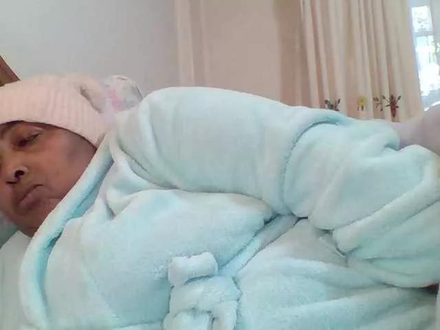 pussylips53 on BongaCams 