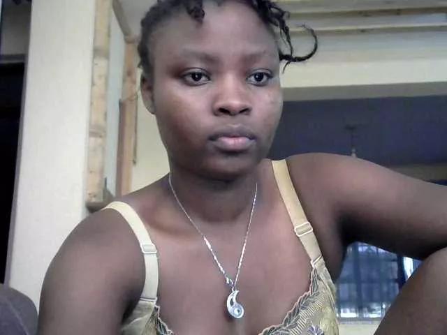 queen-ebony2 on BongaCams 