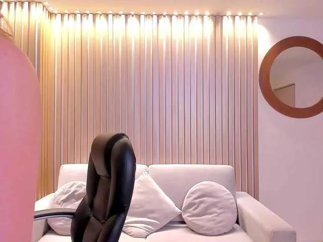 RebeccaHudson on BongaCams 