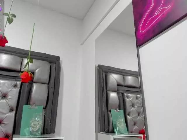 Offline RedHeadSusy on BongaCams