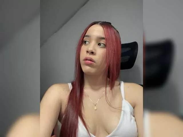Offline RedHeadSusy on BongaCams