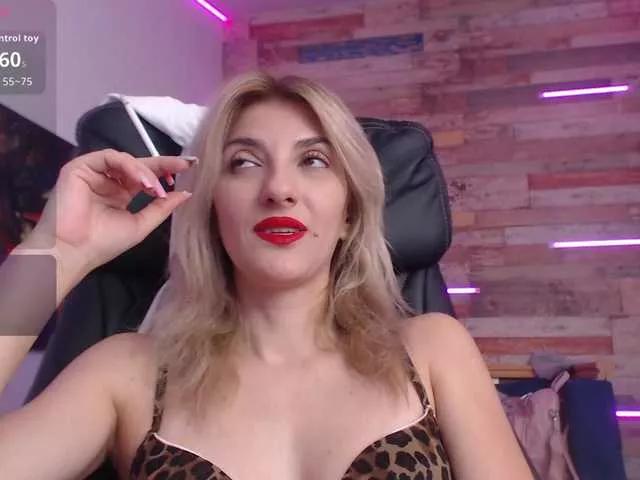 Freechat RileyLanna on BongaCams