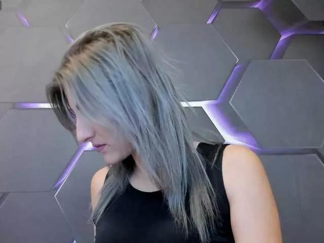 rileylannaxxx on BongaCams