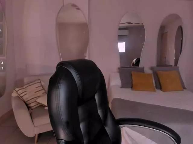 RossieRhoades on BongaCams 