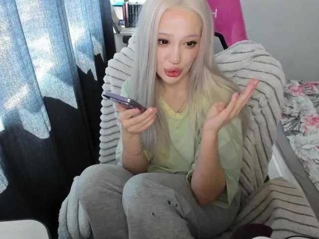 sadnesstyan on BongaCams