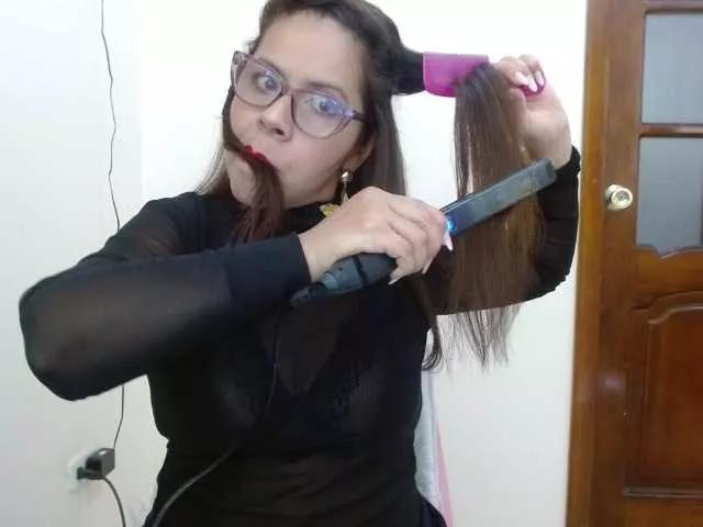 SaraBrandon on BongaCams 