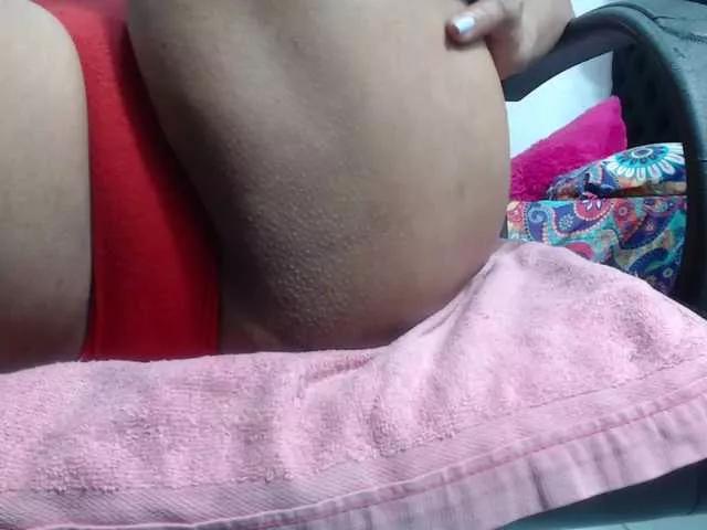 sarah-hot on BongaCams 