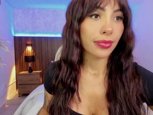 sarah-stonne on BongaCams 