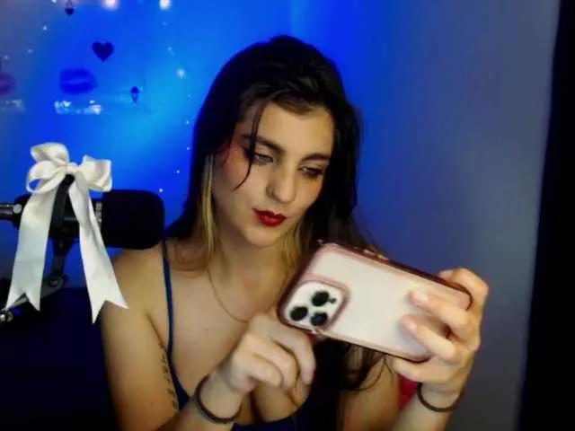 sarahtaylorr on BongaCams 