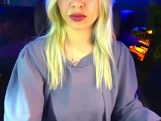 SashaBlooms on BongaCams 